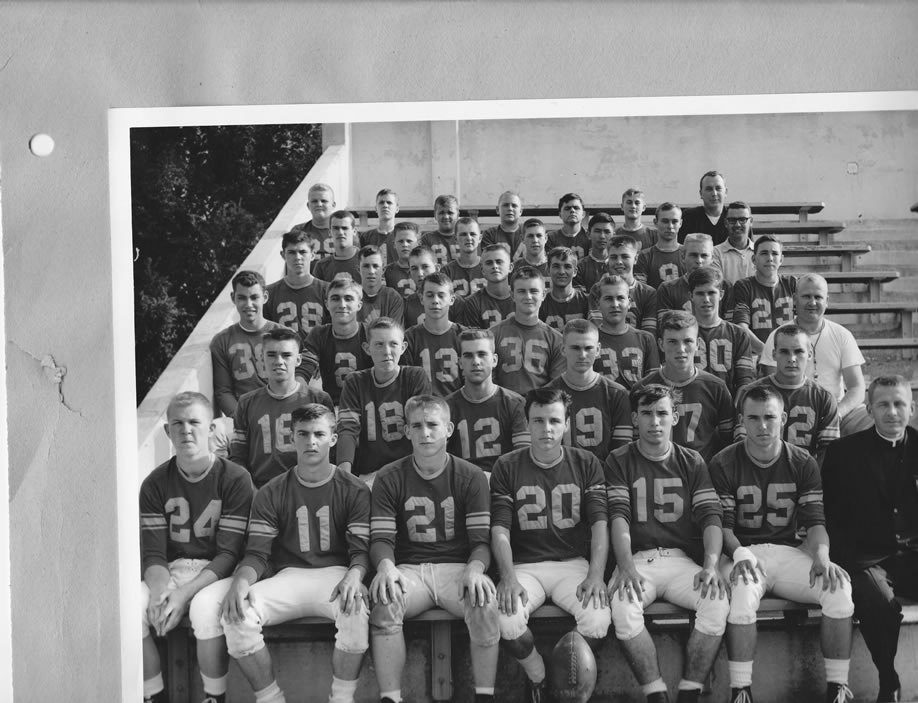  Delphos St. John's Football Team Picture